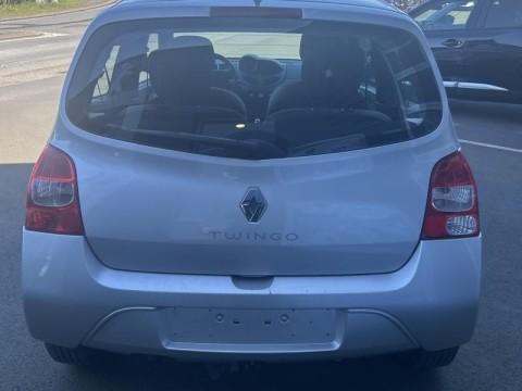RENAULT Twingo 1.5 dCi 85ch Dynamique