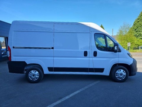 PEUGEOT Boxer Fg L2H2 3.3 140ch S&S Pack Premium Connect