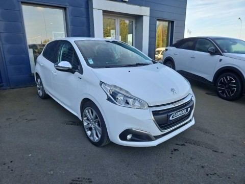 PEUGEOT 208 1.6 BlueHDi 75ch Style 5p