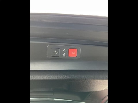 PEUGEOT 5008 1.5 BlueHDi 130ch E6.c Crossway S&S EAT8