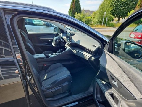 PEUGEOT 3008 1.5 BlueHDi 130ch S&S Allure Pack EAT8