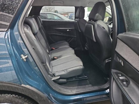 PEUGEOT 5008 1.5 BlueHDi 130ch S&S Allure Pack