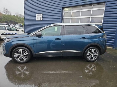 PEUGEOT 5008 1.5 BlueHDi 130ch S&S Allure Pack