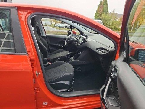 PEUGEOT 208 1.2 PureTech 82ch E6.c Active 5p