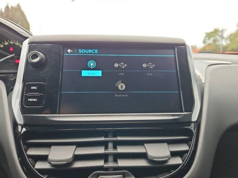 PEUGEOT 208 1.2 PureTech 82ch E6.c Active 5p