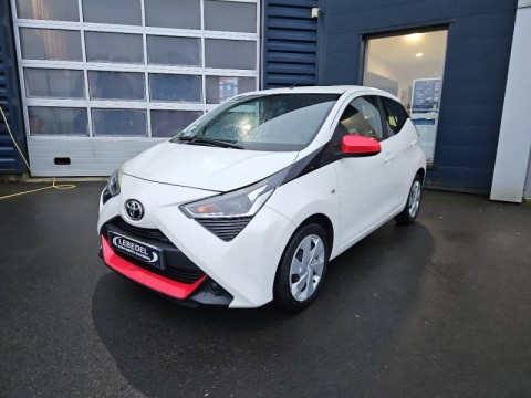 TOYOTA Aygo 1.0 VVT-i 72ch x-play x-app 5p MC18