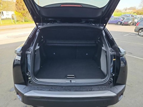 PEUGEOT 2008 1.2 Hybrid 136ch GT e-DCS6